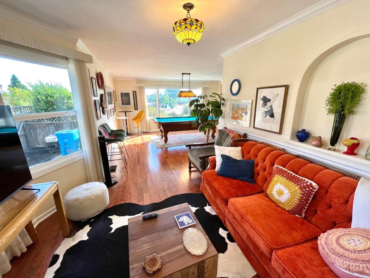 Spacious Renovated Petaluma Home- Pool Table, Fire Pit, Parking Dış mekan fotoğraf