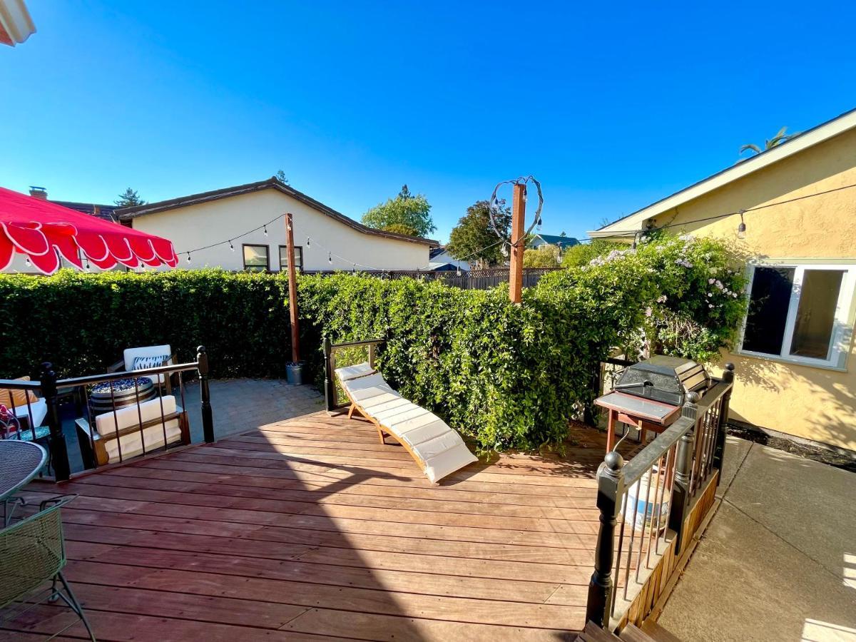 Spacious Renovated Petaluma Home- Pool Table, Fire Pit, Parking Dış mekan fotoğraf